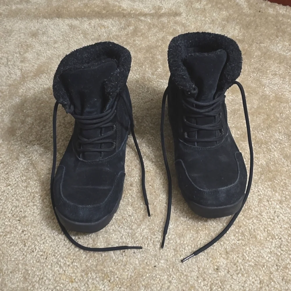 Sorel Black Suede Winter Lace-Up Boots